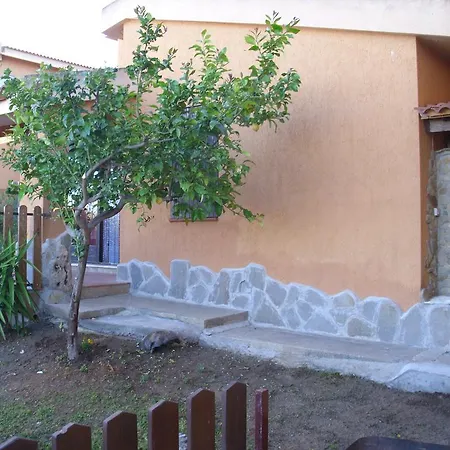 Villetta Porto Corallo Vakantiehuis *