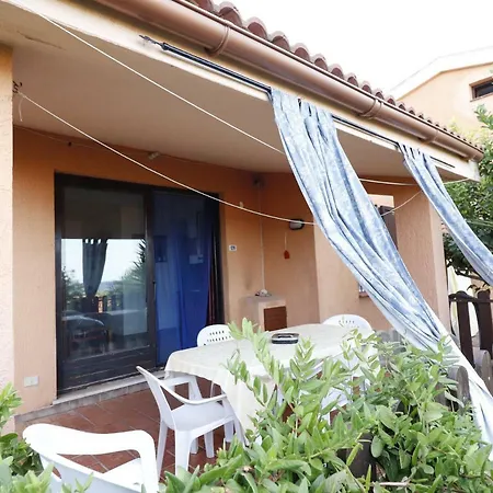 Villetta Porto Corallo Ferienhaus *